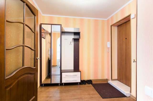 Апартаменты Apartment at Dzerzhinskogo 4 Донецк-12